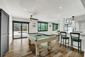 Beach Dream - Waterfront, Pool, & Near Beach